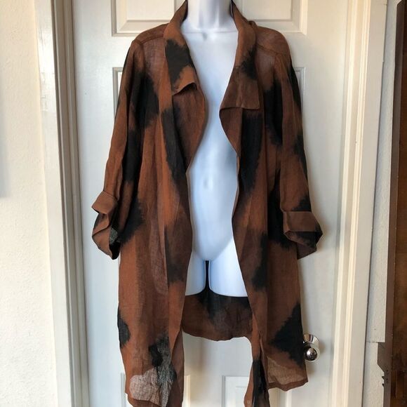CHRZASZCZ by Maria Wojtowicz Shibori Linen Duster - Picture 3 of 9